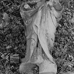 Konárovice - mariánský sloup, socha P. Marie s Ježíškem (1981, ze sbírek RMK)