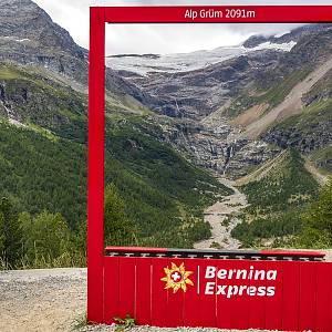 Bernina express, pohled na ledovec Palü z Alp Grüm