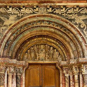 Saint-Ursanne - kolegiátní kostel sv. Petra, jižní vstupní portál